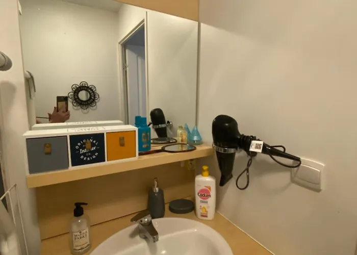 Renove Pour 4 A 5 Personnes A